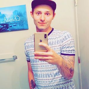 Meet your Posher, Elisha